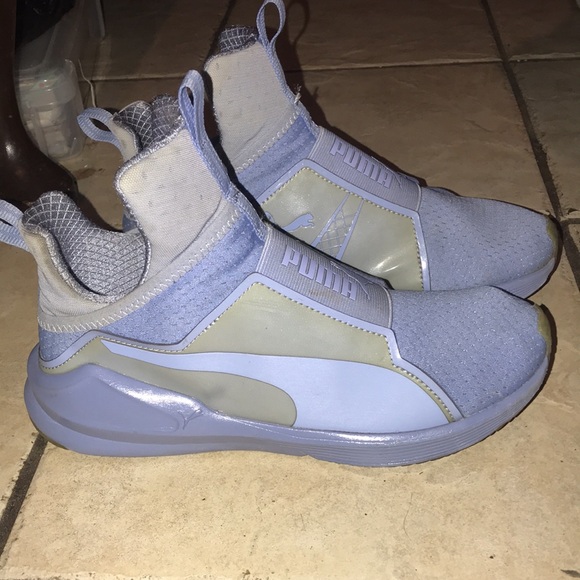 Super cute “Puma Fierce” Sneakers (in EUC)! - Picture 3 of 9